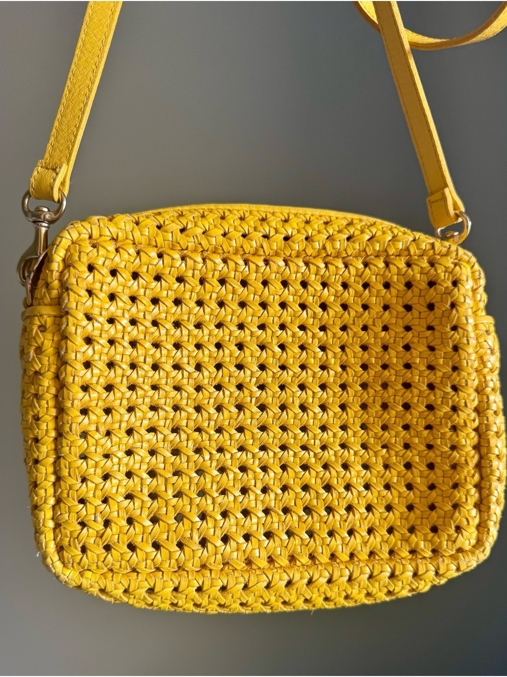🏷️💚🔥Clare V. - Yellow Dandelion Rattan Midi Sac - OS